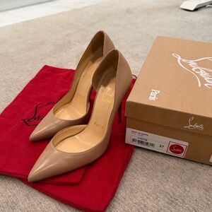 Christian Louboutin Beige Patent Leather Pointed Toe Pumps